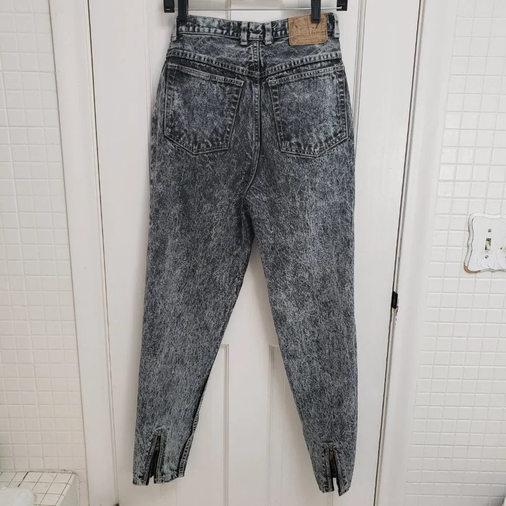 Sergio Valente Vintage 80s Acid Wash Mom Jeans Ankle Zip Tapered